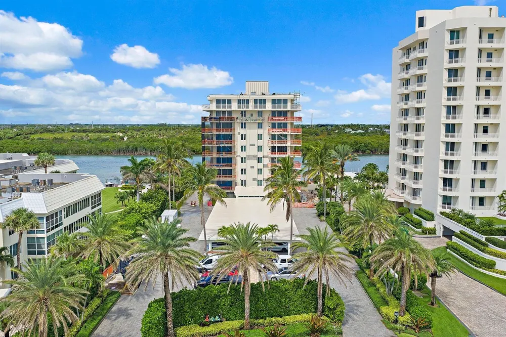 375 Beach Road #201 Tequesta, FL 33469