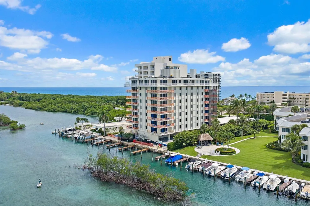 375 Beach Road #201 Tequesta, FL 33469