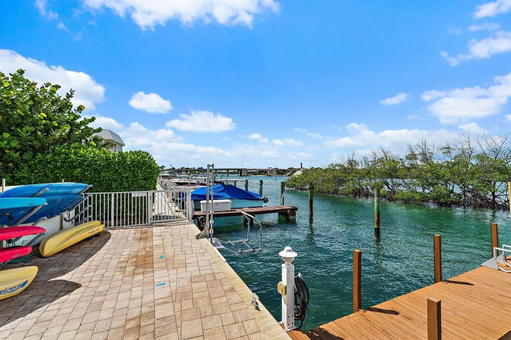 375 Beach Road #201 Tequesta, FL 33469