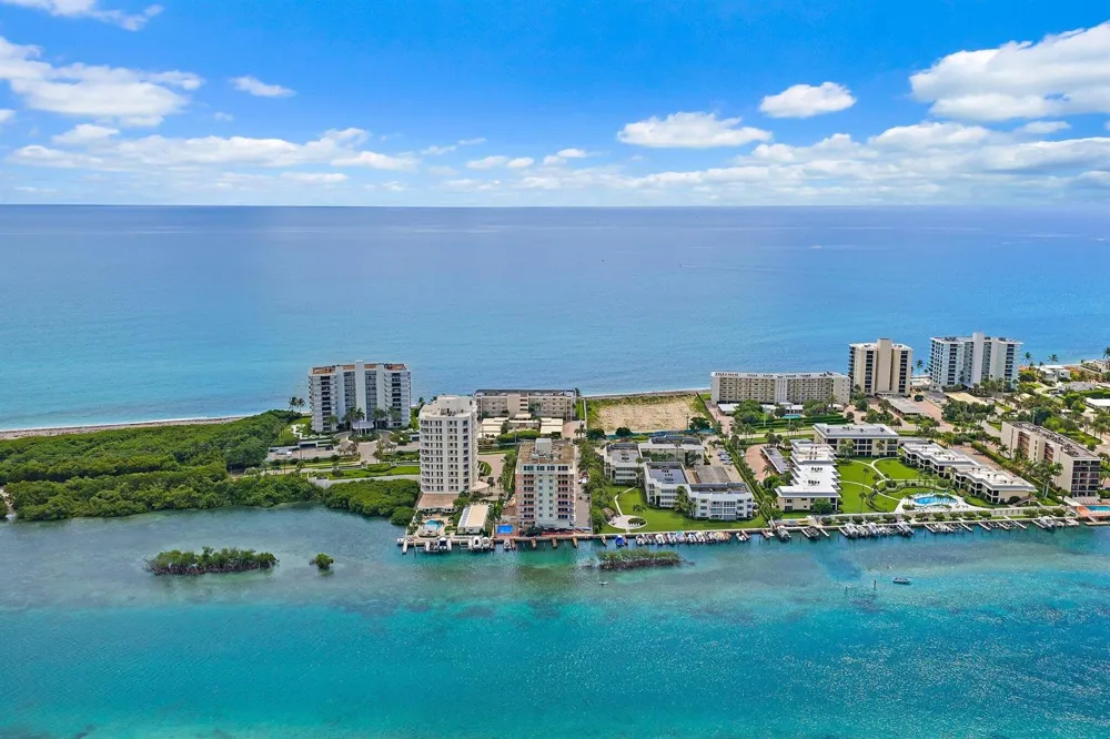 375 Beach Road #201 Tequesta, FL 33469