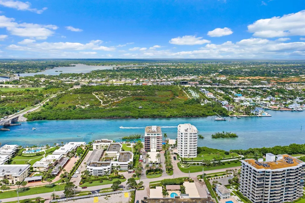 375 Beach Road #201 Tequesta, FL 33469