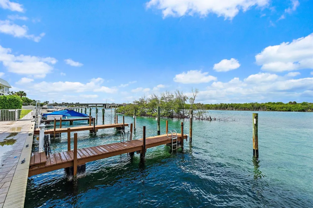375 Beach Road #201 Tequesta, FL 33469