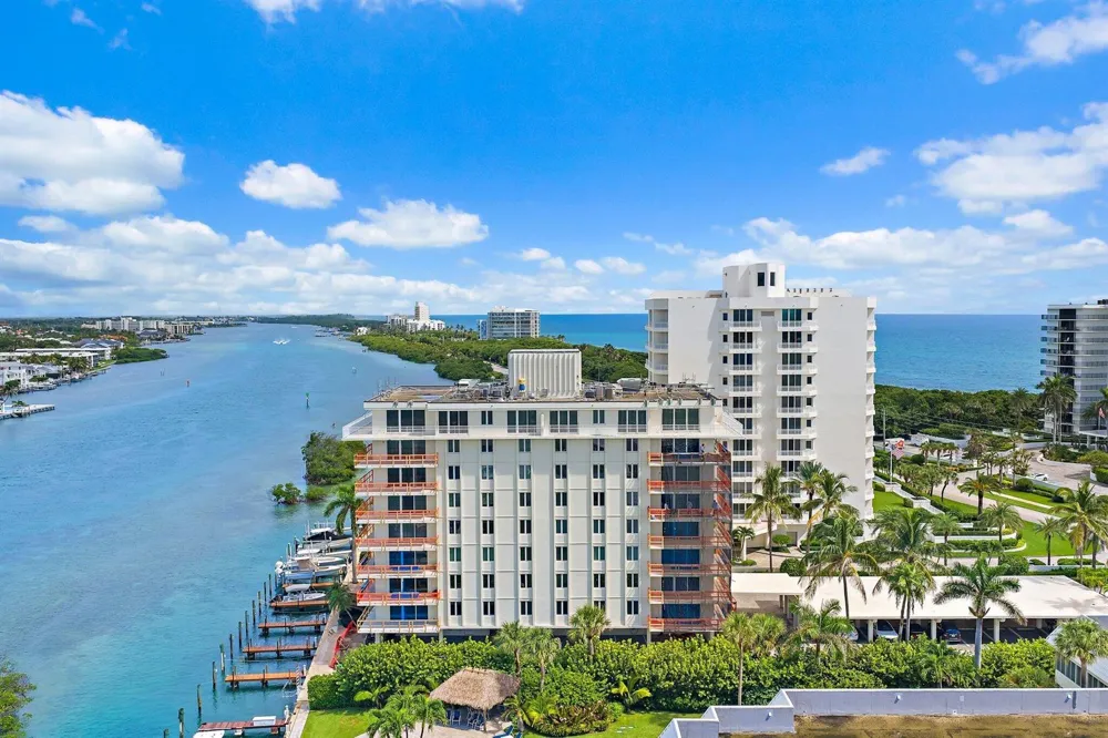 375 Beach Road #201 Tequesta, FL 33469