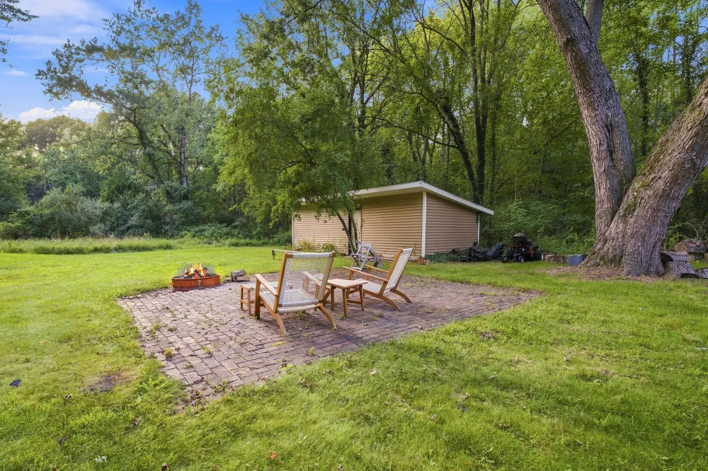 4292 Pier Road Benton Harbor, MI 49022
