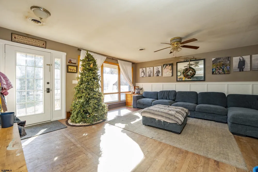 1853 McCall Ave Mays Landing, NJ 08330