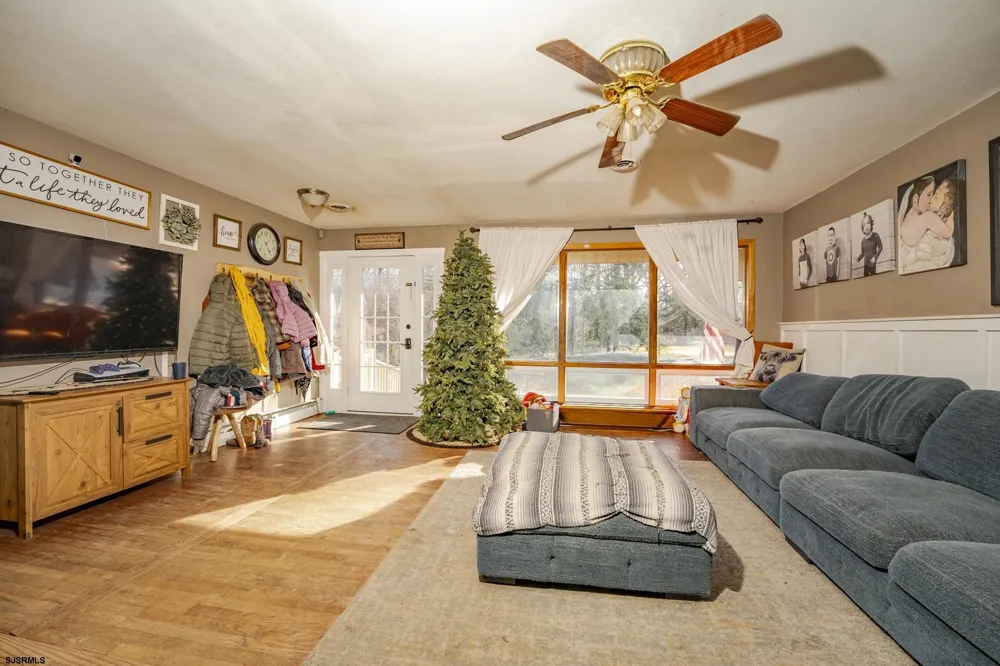1853 McCall Ave Mays Landing, NJ 08330