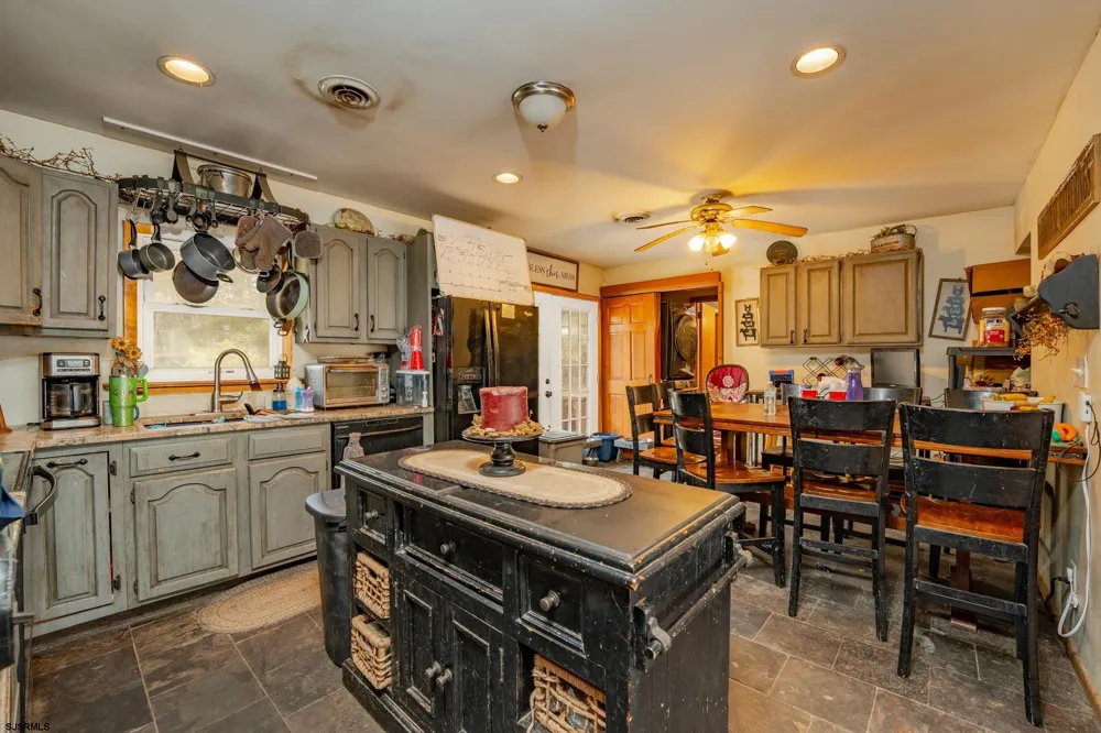1853 McCall Ave Mays Landing, NJ 08330