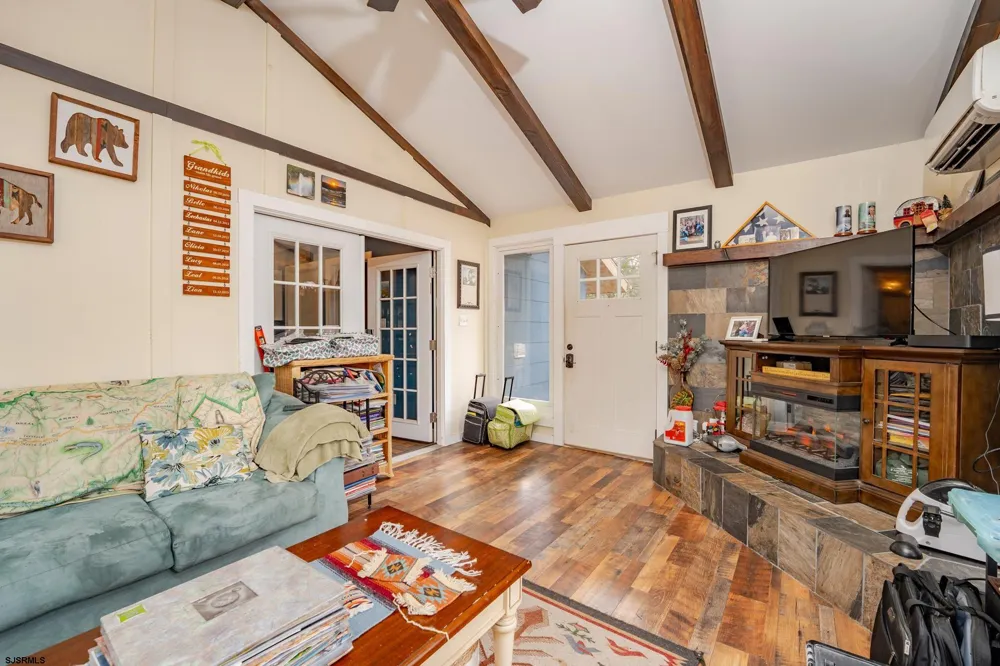 1853 McCall Ave Mays Landing, NJ 08330