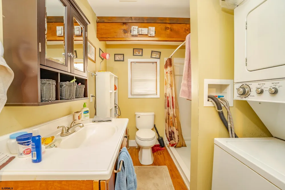 1853 McCall Ave Mays Landing, NJ 08330