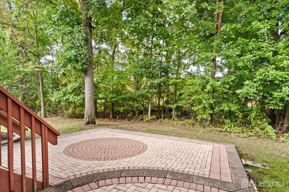 80 Tennyson Road East Windsor, NJ 08520