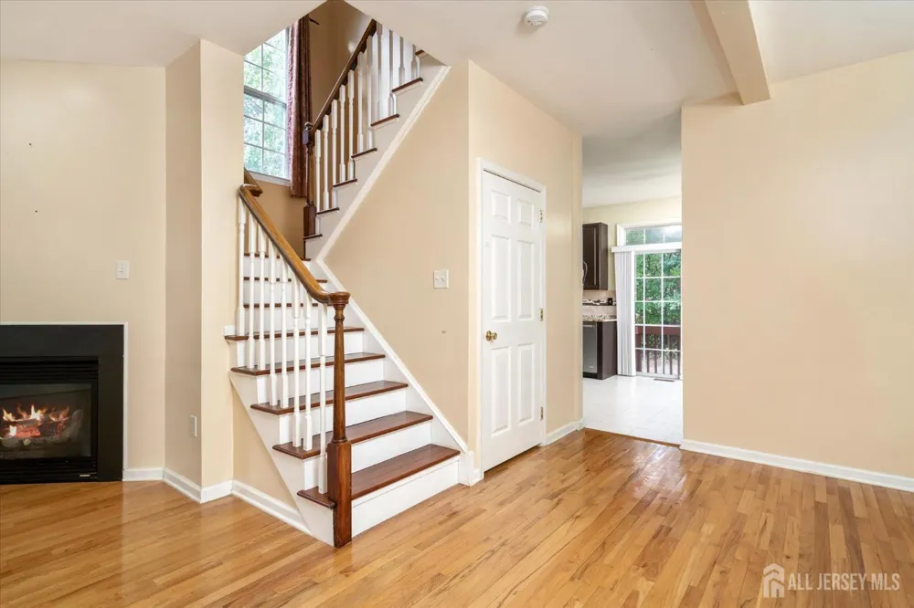 80 Tennyson Road East Windsor, NJ 08520