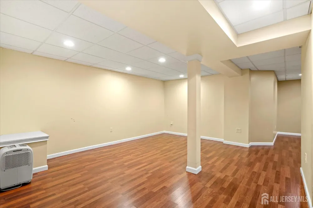 80 Tennyson Road East Windsor, NJ 08520