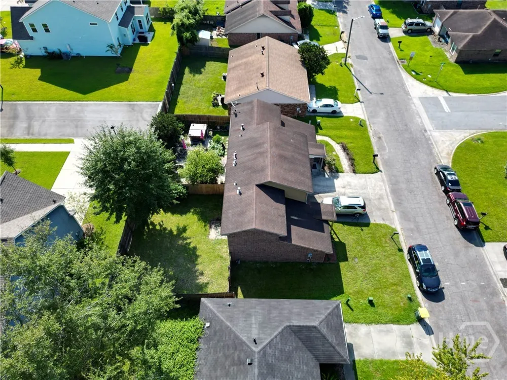 106 Hunt Club Court Savannah, GA 31406