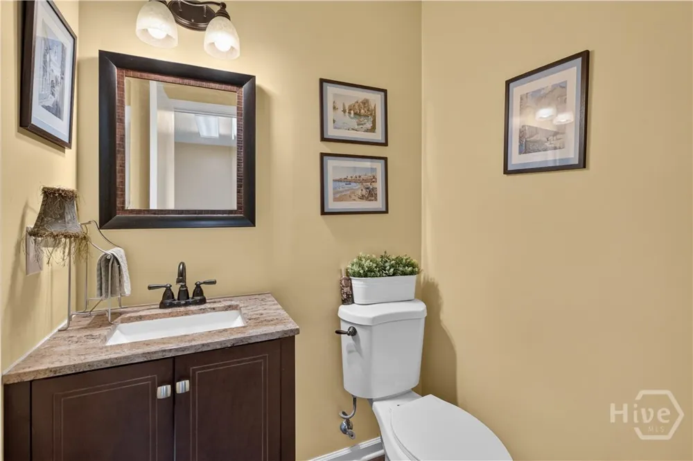 106 Hunt Club Court Savannah, GA 31406