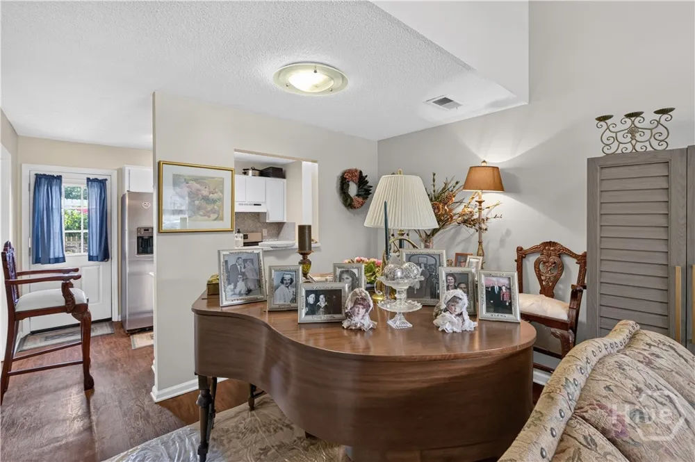 106 Hunt Club Court Savannah, GA 31406