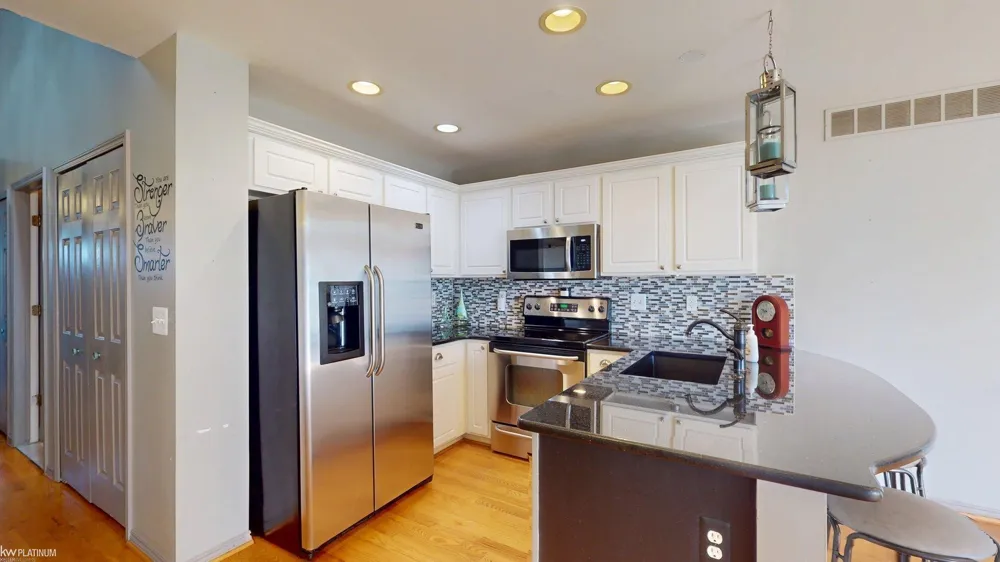 35058 Windsor Drive New Baltimore City, MI 48047