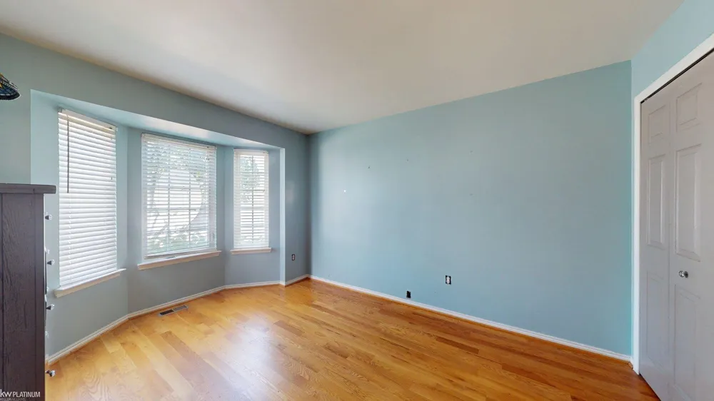 35058 Windsor Drive New Baltimore City, MI 48047