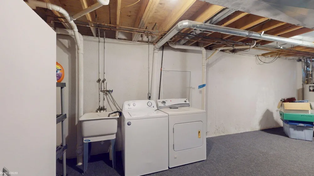 35058 Windsor Drive New Baltimore City, MI 48047