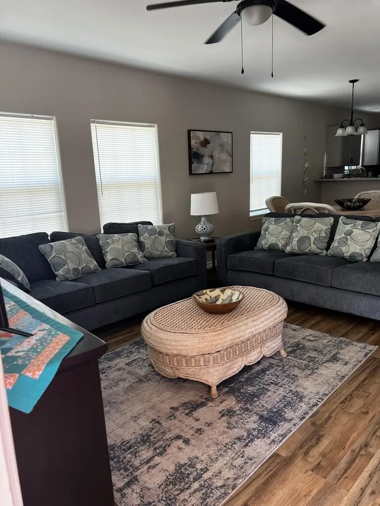 131 S Rife Aransas Pass, TX 78335