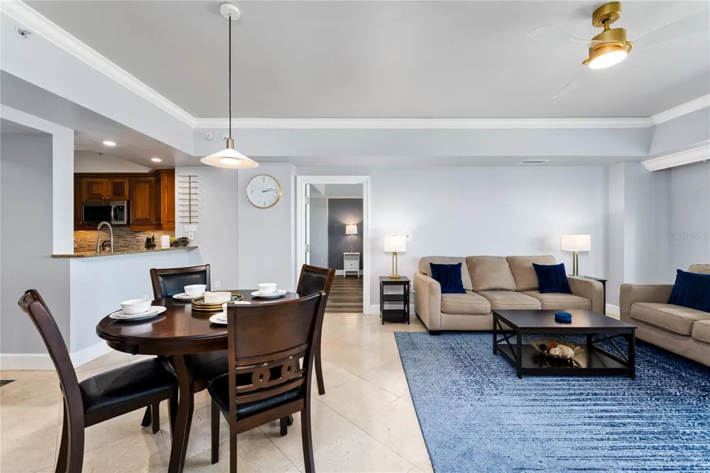 7593 GATHERING DRIVE #801 Reunion, FL 34747
