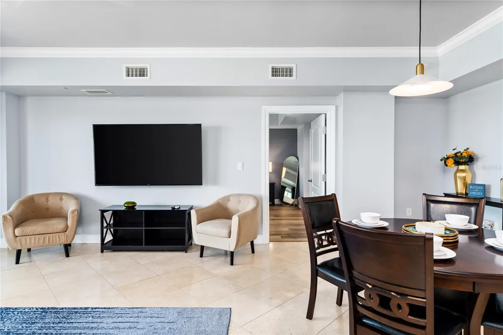 7593 GATHERING DRIVE #801 Reunion, FL 34747