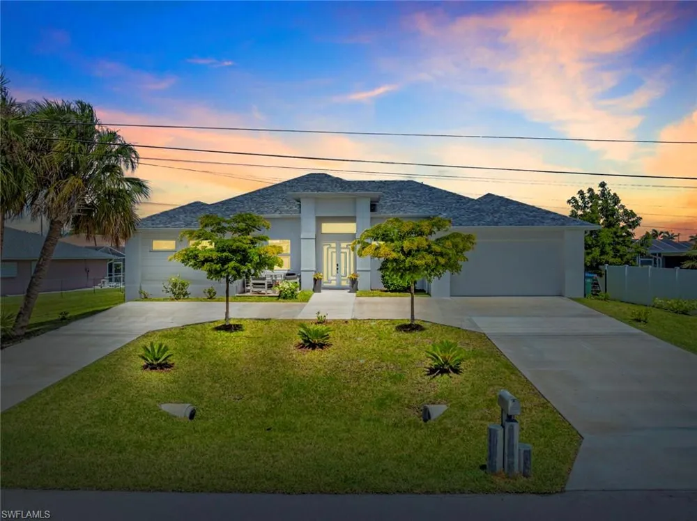 1933 Cornwallis Parkway Cape Coral, FL 33904
