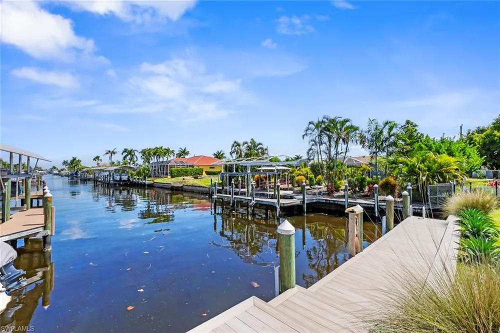 1933 Cornwallis Parkway Cape Coral, FL 33904