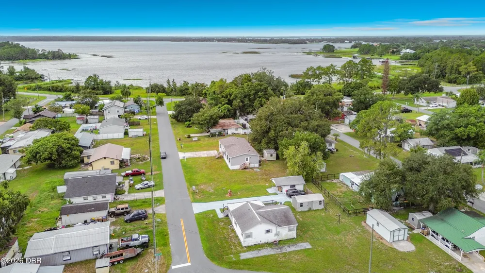 1622 Tarpon Boulevard St. Cloud, FL 34771