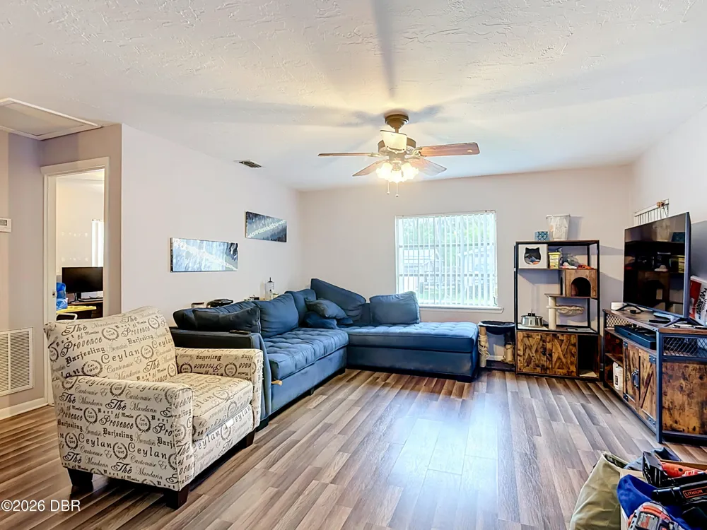 1622 Tarpon Boulevard St. Cloud, FL 34771