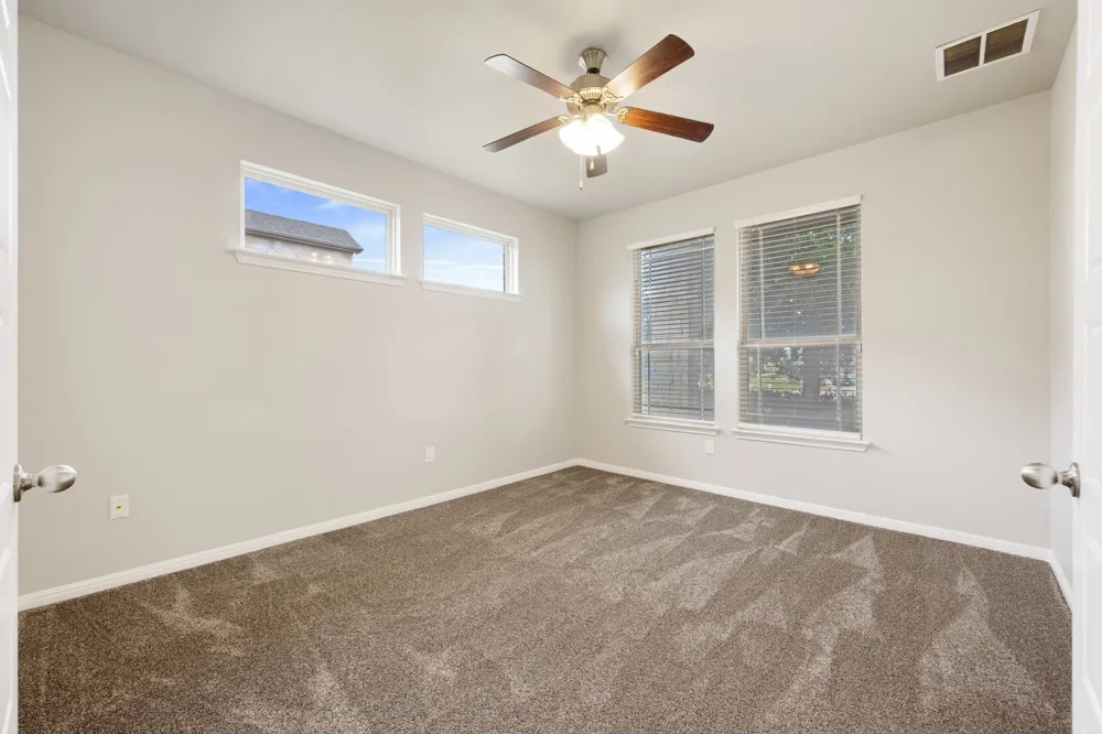 501 Buttermilk Lane Leander, TX 78641
