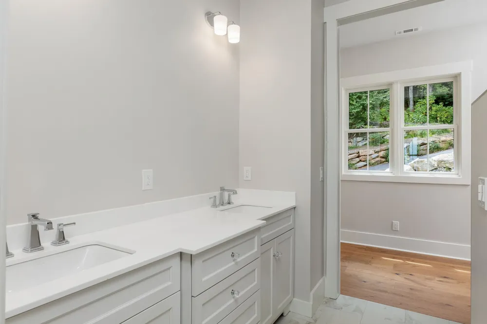 523 Broadview Drive Highlands, NC 28741