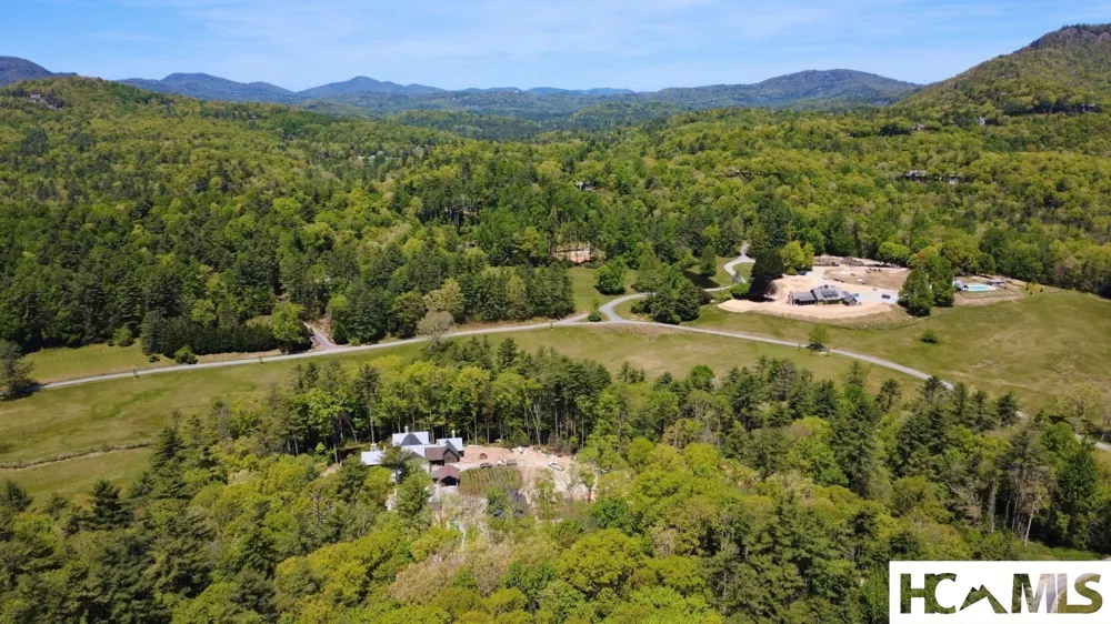 FE-3 Triple Farm Road Cashiers, NC 28717