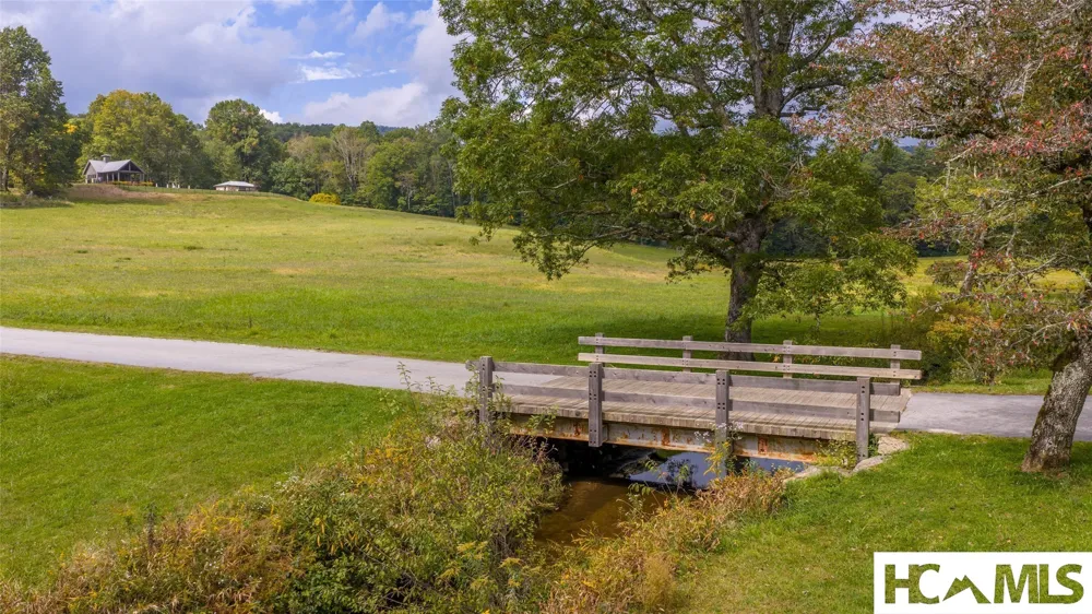 FE-3 Triple Farm Road Cashiers, NC 28717