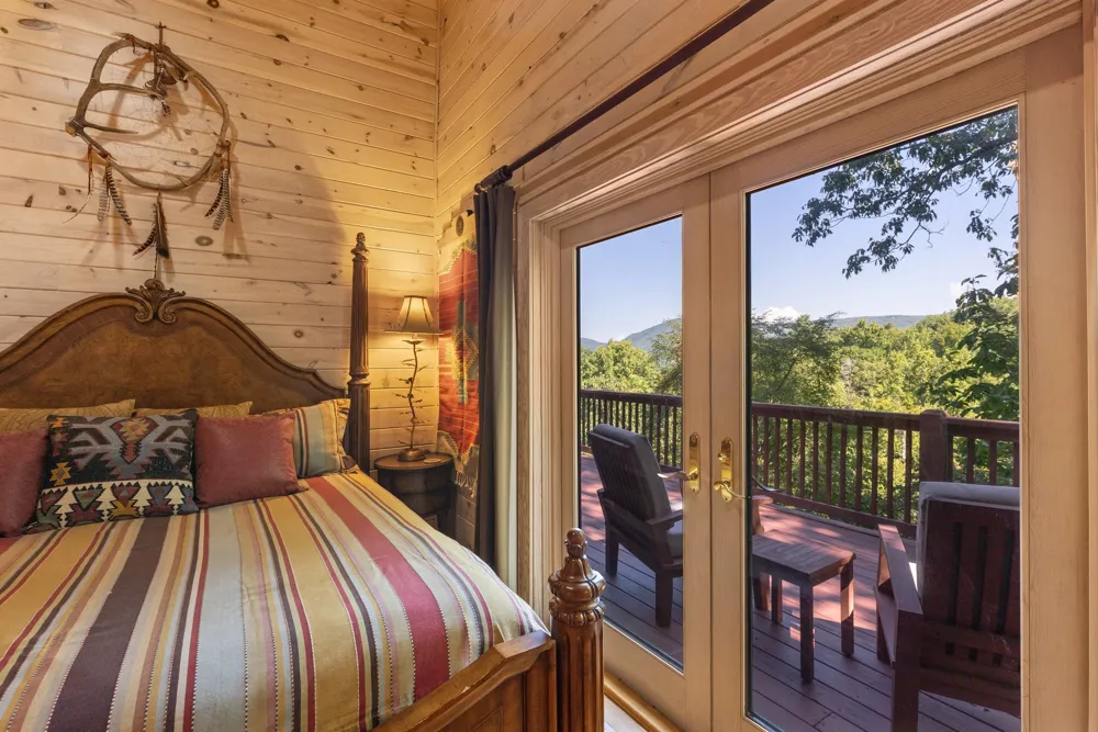 203 Cucumber Court Sapphire, NC 28774