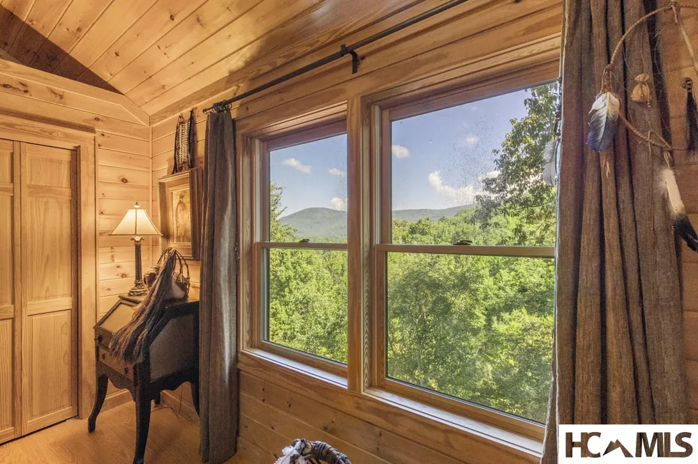 203 Cucumber Court Sapphire, NC 28774