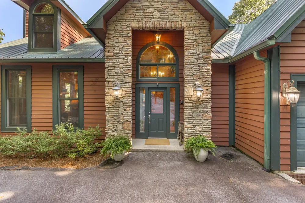 203 Cucumber Court Sapphire, NC 28774