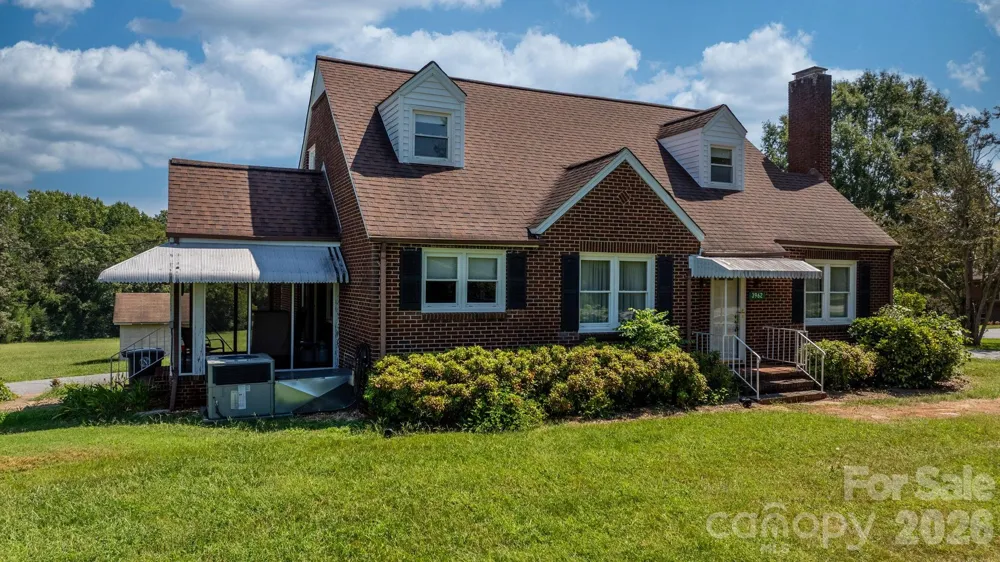 3962 Startown Road Newton, NC 28658