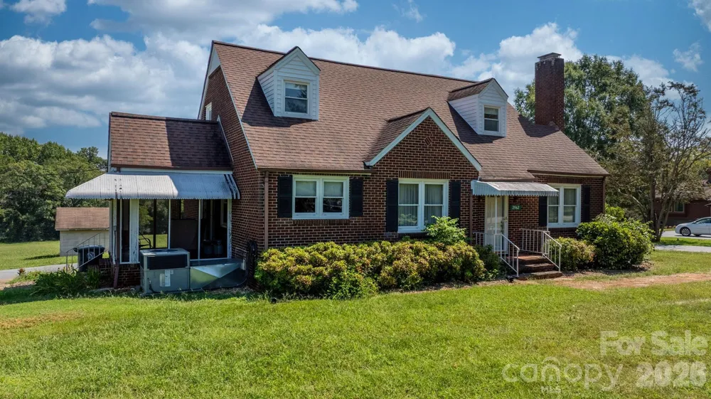 3962 Startown Road Newton, NC 28658