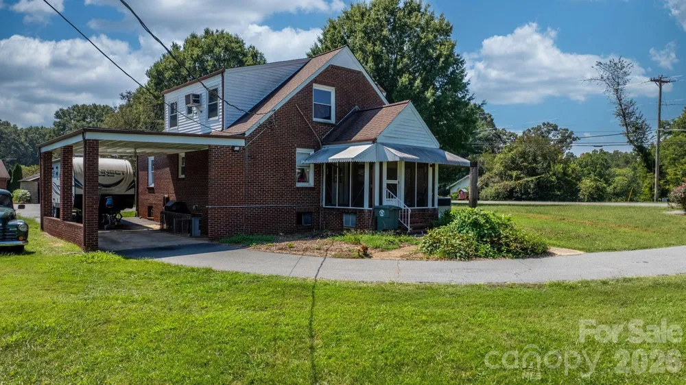 3962 Startown Road Newton, NC 28658