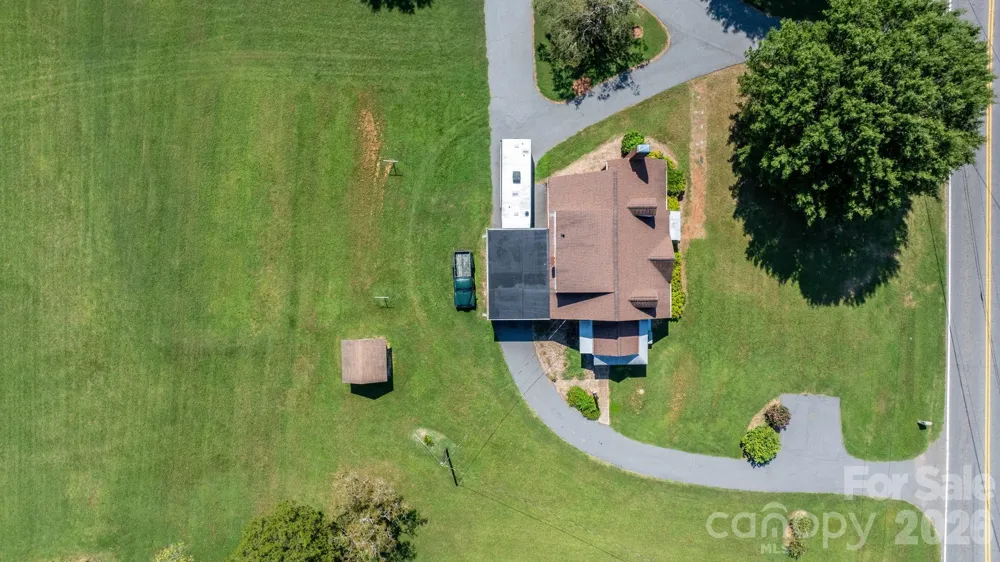3962 Startown Road Newton, NC 28658