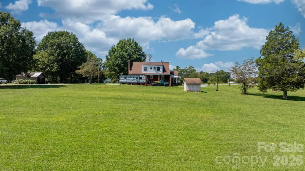 3962 Startown Road Newton, NC 28658