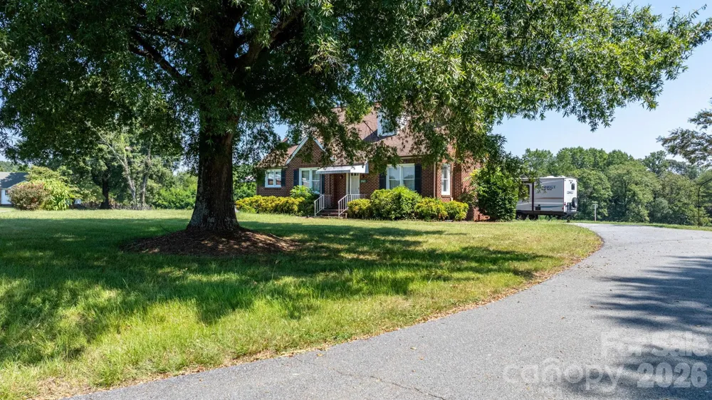 3962 Startown Road Newton, NC 28658