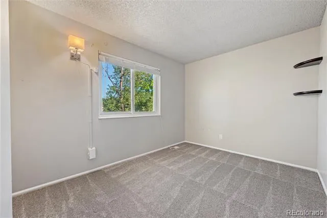 881 S Memphis Way Aurora, CO 80017