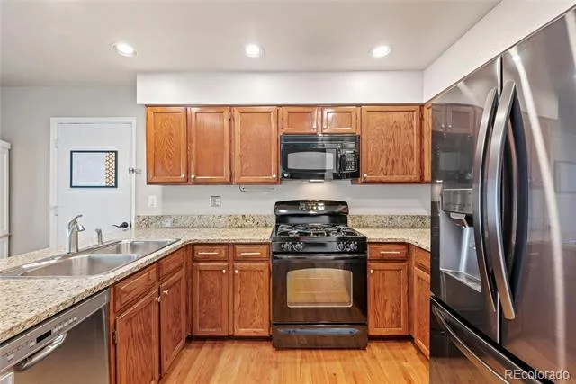 881 S Memphis Way Aurora, CO 80017