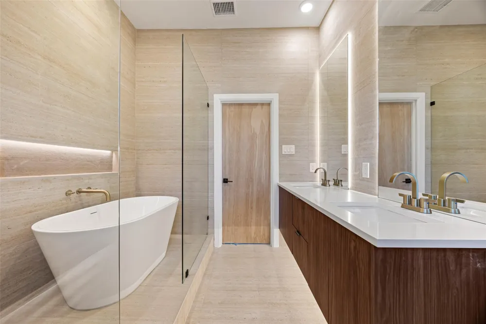 883 Paul Quinn Street Houston, TX 77091