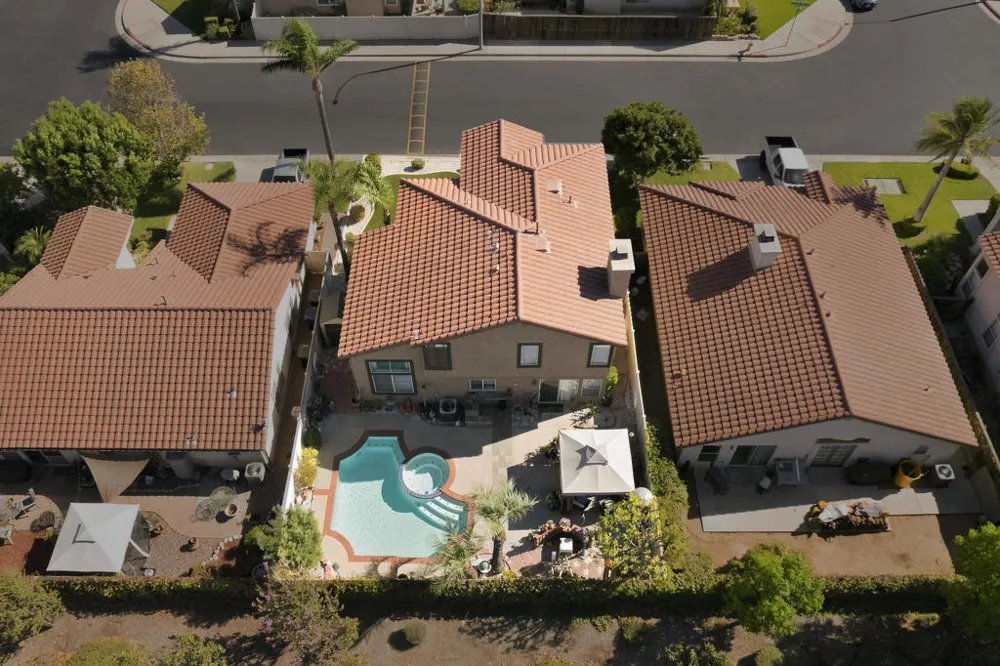 230 Fox Mills Lane Riverside, CA 92506