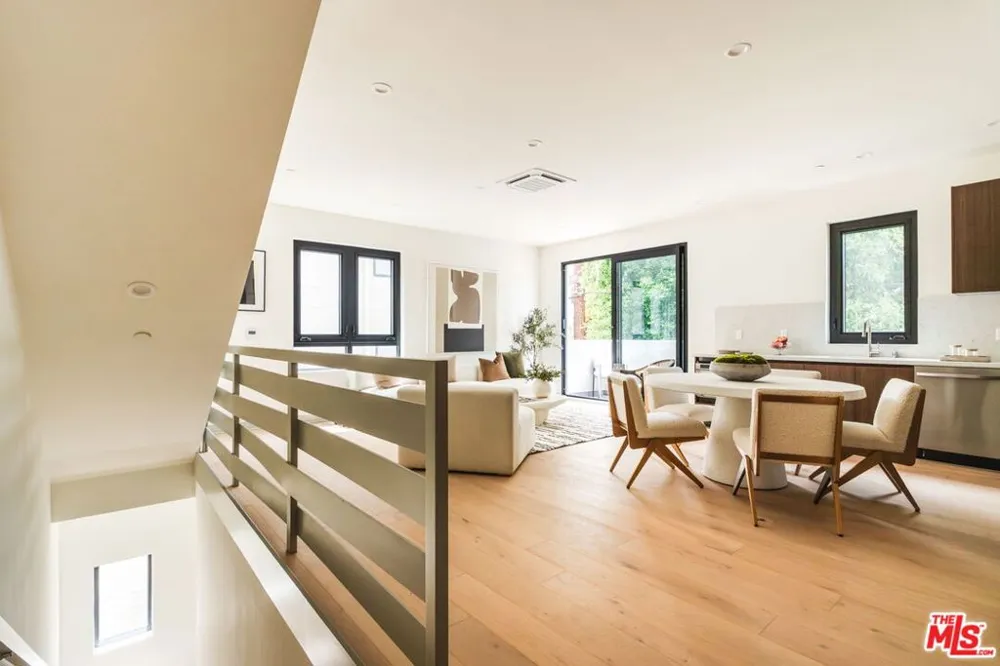 1051 Spaulding Avenue #E West Hollywood, CA 90046
