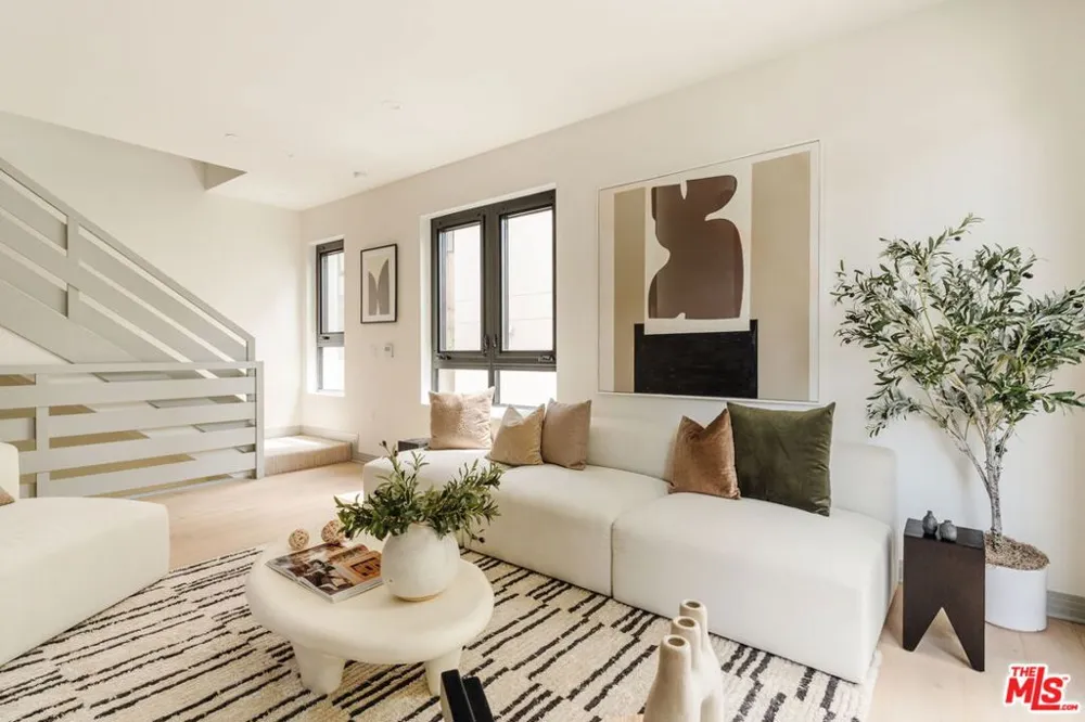 1051 Spaulding Avenue #E West Hollywood, CA 90046