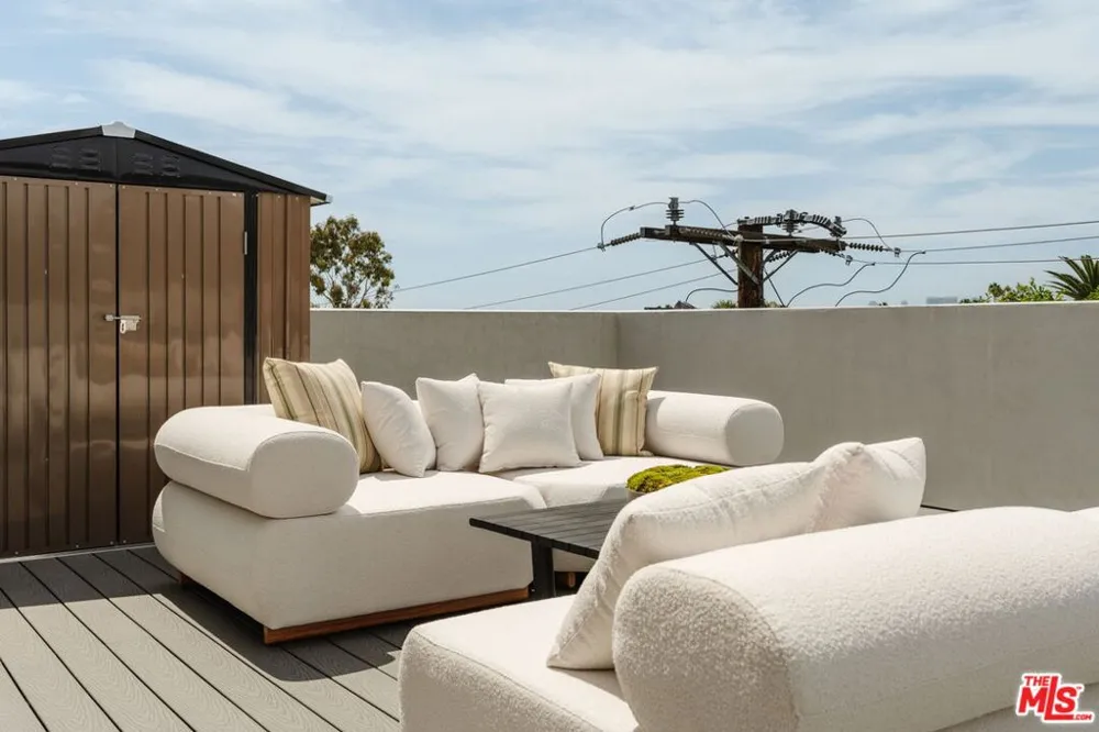 1051 Spaulding Avenue #E West Hollywood, CA 90046