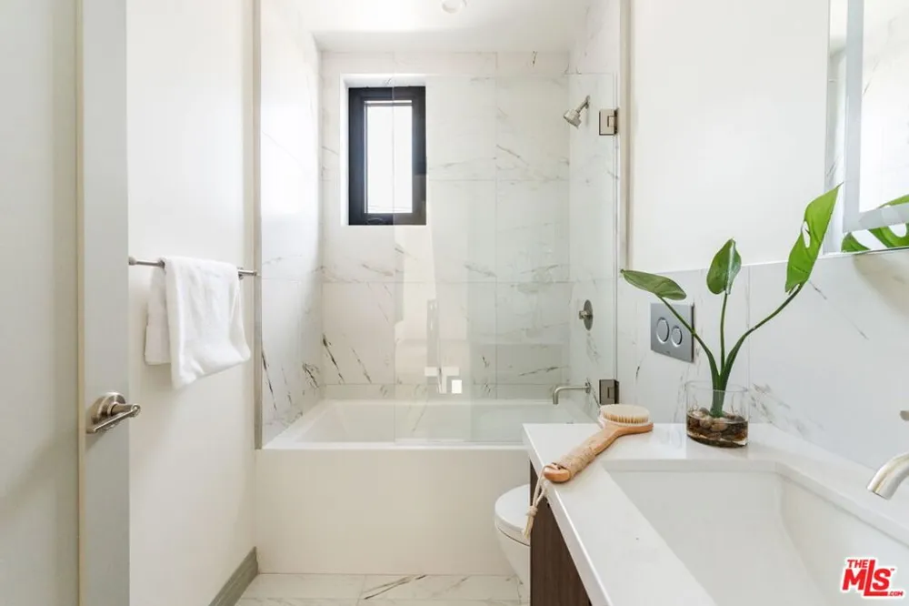 1051 Spaulding Avenue #E West Hollywood, CA 90046